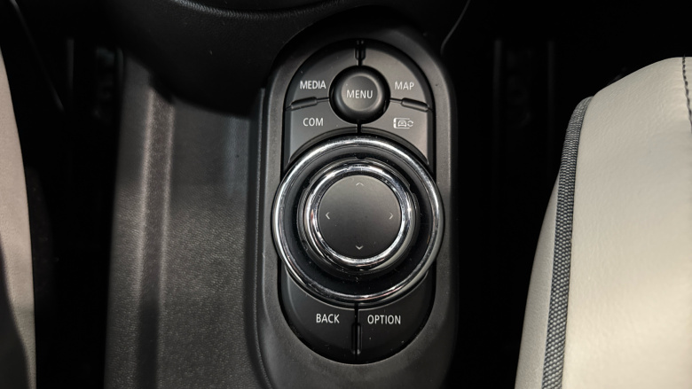 MINI Cooper 2.0 S Exclusive 3dr Auto Petrol Hatchback